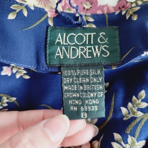 Vintage Alcott and Andrews Blue Floral Silk Blouse and Skirt Set - Picture 5 of 16